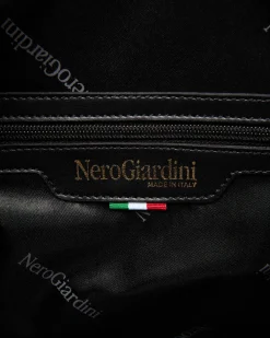 Nero Giardini Borsa Hobo da Donna in Materiale Tecnico Nero Hot