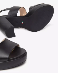 Nero Giardini Sandali Donna in Pelle Online